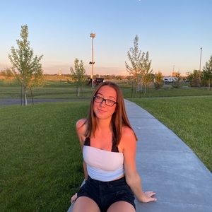 Meet your Posher, Hanna